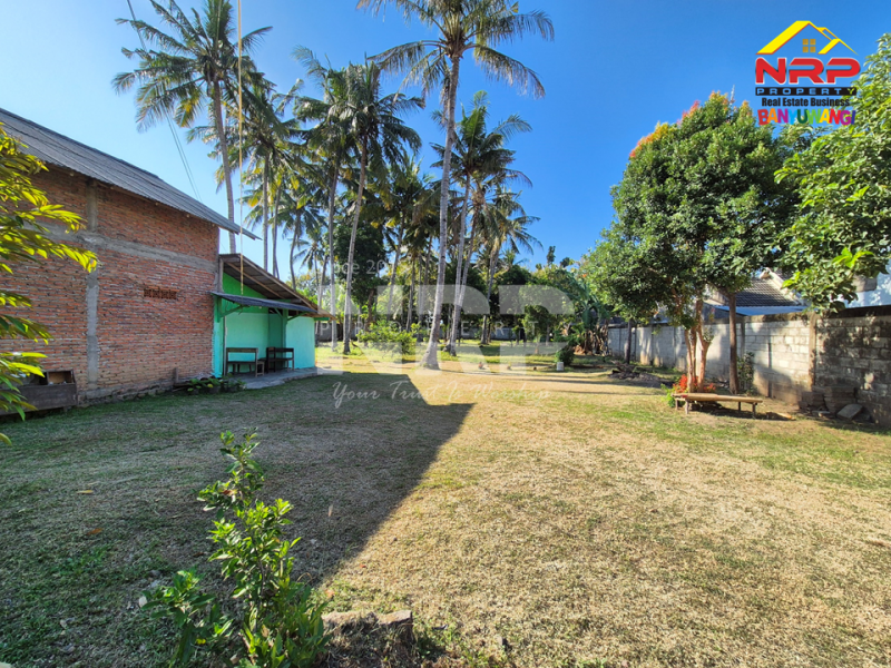 Dijual Tanah Sangat Strategis bersebelahan dengan Kampus UNIBA Banyuwangi   Dijual Tanah Sangat Strategis bersebelahan dengan Kampus UNIBA Banyuwangi   Dijual Tanah Sangat Strategis bersebelahan dengan Kampus UNIBA Banyuwangi&nbsp;&nbsp;
Dekat Fasilitas Pendidikan, Pebelanjaan, pertokoan dan sentra NRP BANYUWANGI