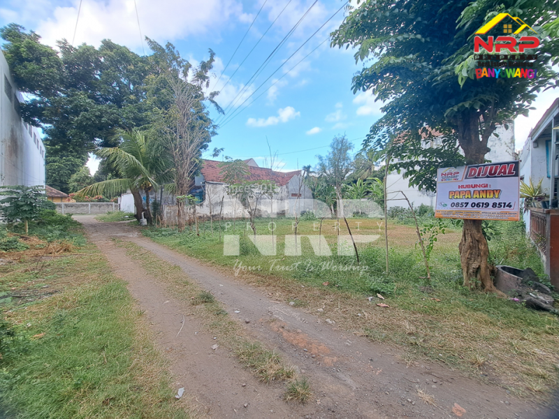 Dijual Tanah siap bangun di Depan SPBU Farly Ketapang - Banyuwangi  Dijual Tanah siap bangun di Depan SPBU Farly Ketapang - Banyuwangi  Dijual Tanah siap bangun di Depan SPBU Farly Ketapang - Banyuwangi&nbsp;
Berada dikawasan industri. Cocok untuk rumah kos passive income&nbsp;

Luas Tanah : NRP BANYUWANGI