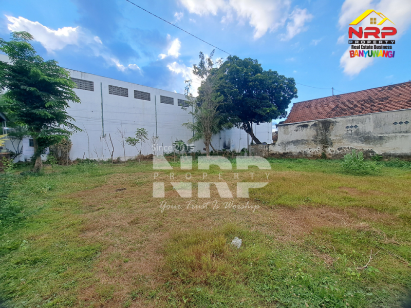 Dijual Tanah siap bangun di Depan SPBU Farly Ketapang - Banyuwangi  Dijual Tanah siap bangun di Depan SPBU Farly Ketapang - Banyuwangi  Dijual Tanah siap bangun di Depan SPBU Farly Ketapang - Banyuwangi&nbsp;
Berada dikawasan industri. Cocok untuk rumah kos passive income&nbsp;

Luas Tanah : NRP BANYUWANGI