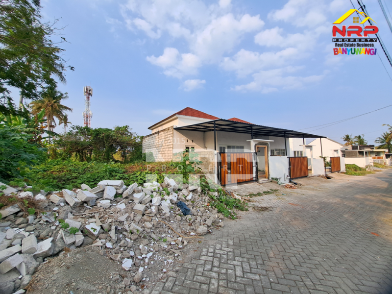Dijual Tanah Siap Bangun di Tamanbaru - Banyuwangi   Dijual Tanah Siap Bangun di Tamanbaru - Banyuwangi   Dijual Tanah Siap Bangun di Tamanbaru - Banyuwangi&nbsp;&nbsp;
Berada di kawasan perumahan exclusive, one get system, Dekat dengan kantor-kantor NRP BANYUWANGI