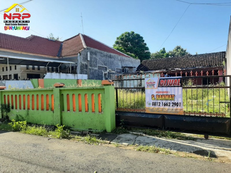 Dijual Tanah Strategis 30 meter dari JL. A. YANI Banyuwangi Dijual Tanah Strategis 30 meter dari JL. A. YANI Banyuwangi Dijual Tanah Strategis 30 meter dari JL. A. YANI Banyuwangi
Terletak di Pusat Kota Banyuwangi ( Sebrang Kantor Kecamatan Banyuwangi )
Sangat Cocok Untuk NRP BANYUWANGI