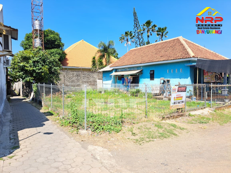 Dijual Tanah Strategis 70 Meter dari Jl. Yos Sudarso - Banyuwangi  Dijual Tanah Strategis 70 Meter dari Jl. Yos Sudarso - Banyuwangi  Dijual Tanah Strategis 70 Meter dari Jl. Yos Sudarso - Banyuwangi&nbsp;
Posisi hook 2 Akses Jln, bisa roda 2 dan roda 4
Belakang Chery house cafe, Selatan NRP BANYUWANGI