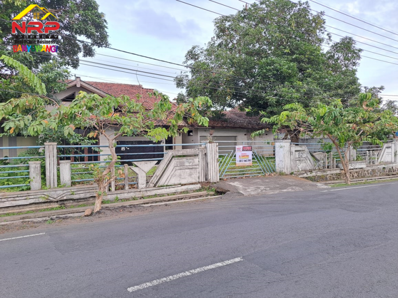 Dijual Tanah Strategis Bonus Bangunan di Jl. Brawijaya - Banyuwangi Dijual Tanah Strategis Bonus Bangunan di Jl. Brawijaya - Banyuwangi Dijual Tanah Strategis Bonus Bangunan di Jl. Brawijaya - Banyuwangi
Premium Location di Posat Kota Banyuwangi
Dekat dengan Fasilitas Pendidikan, NRP BANYUWANGI