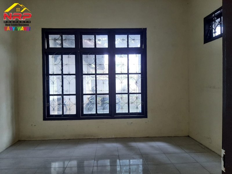 Dijual Tanah Strategis Bonus Bangunan di Jl. Brawijaya - Banyuwangi Dijual Tanah Strategis Bonus Bangunan di Jl. Brawijaya - Banyuwangi Dijual Tanah Strategis Bonus Bangunan di Jl. Brawijaya - Banyuwangi
Premium Location di Posat Kota Banyuwangi
Dekat dengan Fasilitas Pendidikan, NRP BANYUWANGI