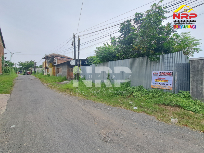 Dijual Tanah Strategis di Barat Kantor Bupati  Banyuwangi Dijual Tanah Strategis di Barat Kantor Bupati  Banyuwangi Dijual Tanah Strategis di Barat Kantor Bupati&nbsp; Banyuwangi
Sangat Cocok untuk Rumah Kos Pegawai, Home Stay,&nbsp; Hunian Pribadi dan Ruang Usaha NRP BANYUWANGI