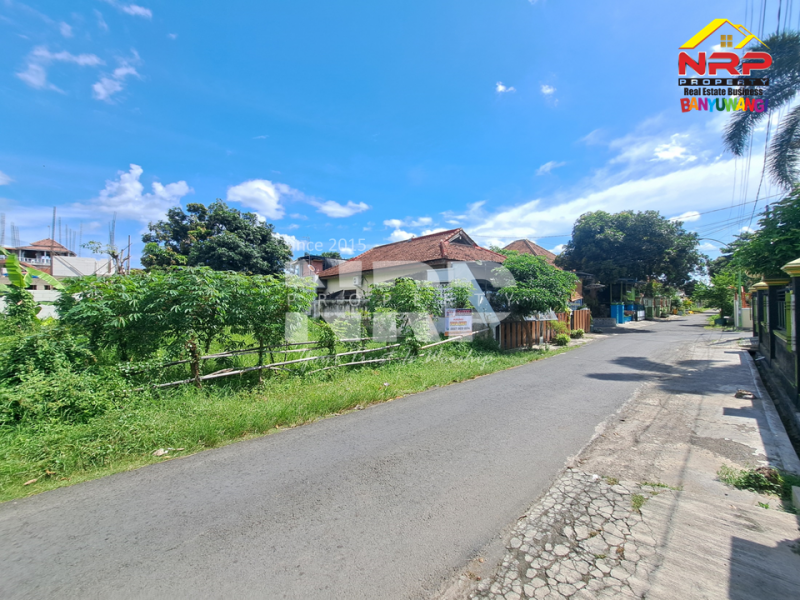 DIJUAL TANAH STRATEGIS DI KEBALENAN, BANYUWANGI DIJUAL TANAH STRATEGIS DI KEBALENAN, BANYUWANGI DIJUAL TANAH STRATEGIS DI KEBALENAN, BANYUWANGI
Lokasi berkembang, akses mudah, cocok untuk hunian maupun investasi.
Peluang emas memiliki aset bernilai NRP BANYUWANGI