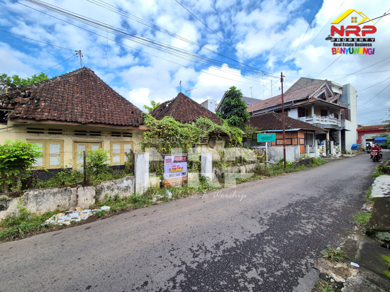 Dijual Tanah Strategis di Rogojampi - Banyuwangi  Dijual Tanah Strategis di Rogojampi - Banyuwangi  Dijual Tanah Strategis di Rogojampi - Banyuwangi&nbsp;
Terletak 100 meter dari Jl. raya rogojampi , kawasan bisnis dan centra kuliner di NRP BANYUWANGI