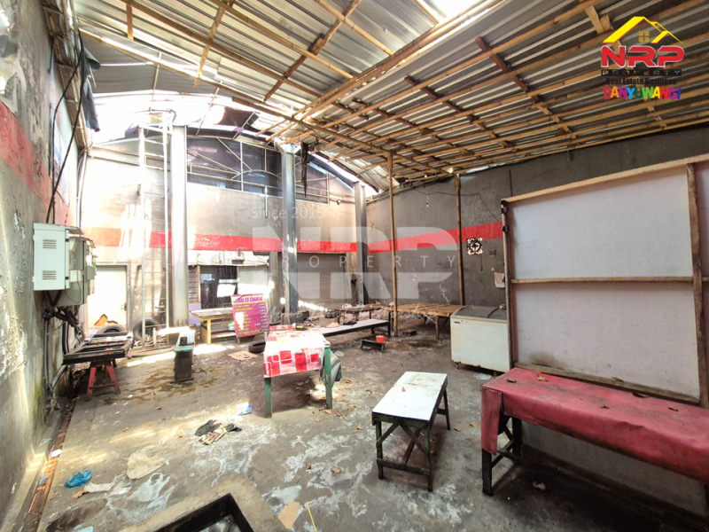 Dijual Tanah Strategis ditepi Jl. Kapten Ilyas - Banyuwangi  Dijual Tanah Strategis ditepi Jl. Kapten Ilyas - Banyuwangi  Dijual Tanah Strategis ditepi Jl. Kapten Ilyas - Bwi
Sangat cocok untuk Hunian maupun Ruang Usaha
Terletak di Kawasan bisnis aktif, dekat fasilitas NRP BANYUWANGI