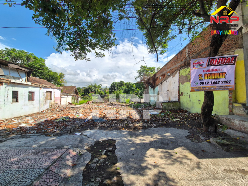 Dijual Tanah  Strategis Tepi Jalan Jl. S. Parman - Banyuwangi Dijual Tanah  Strategis Tepi Jalan Jl. S. Parman - Banyuwangi Dijual Tanah&nbsp; Strategis Tepi Jalan Jl. S. Parman - Banyuwangi
Cocok Untuk Dibangun Resto/Cafe,&nbsp; Perbankkan, Perkantoran, Dealer, Showroom dan Usaha NRP BANYUWANGI