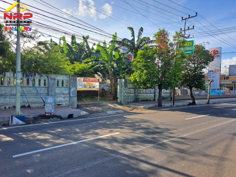 Dijual Tanah Strategis Tepi Jalan S. Parman Banyuwangi.  Dijual Tanah Strategis Tepi Jalan S. Parman Banyuwangi.  Dijual Tanah Strategis Tepi Jalan S. Parman Banyuwangi.
Dekat dengan Hotel Santika Banyuwangi, Terletak di Area Perumahan Elit Gardenia, Kawasan Bisnis dan NRP BANYUWANGI