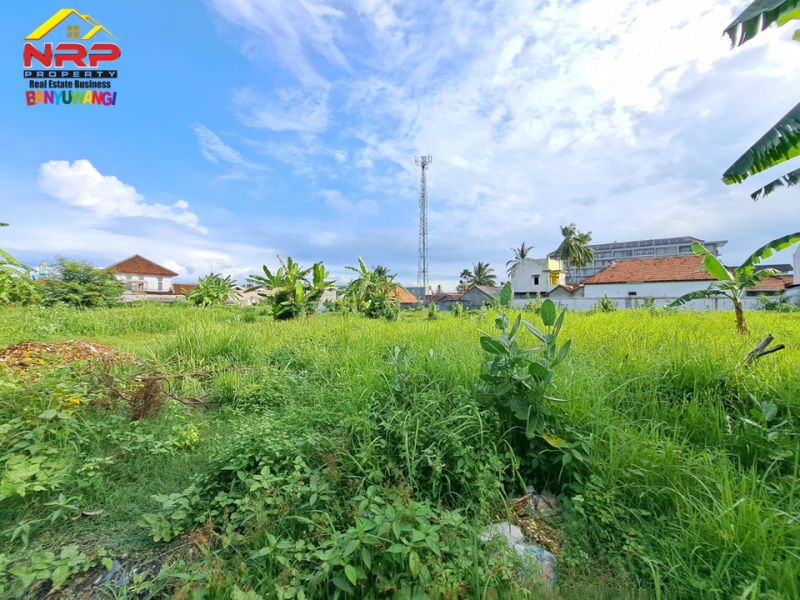 Dijual Tanah Strategis Tepi Jalan S. Parman Banyuwangi.  Dijual Tanah Strategis Tepi Jalan S. Parman Banyuwangi.  Dijual Tanah Strategis Tepi Jalan S. Parman Banyuwangi.&nbsp;
Bersebelahan dengan Hotel Santika Banyuwangi&nbsp;
Terletak di Kawasan Bisnis dan Pertokoan NRP BANYUWANGI
