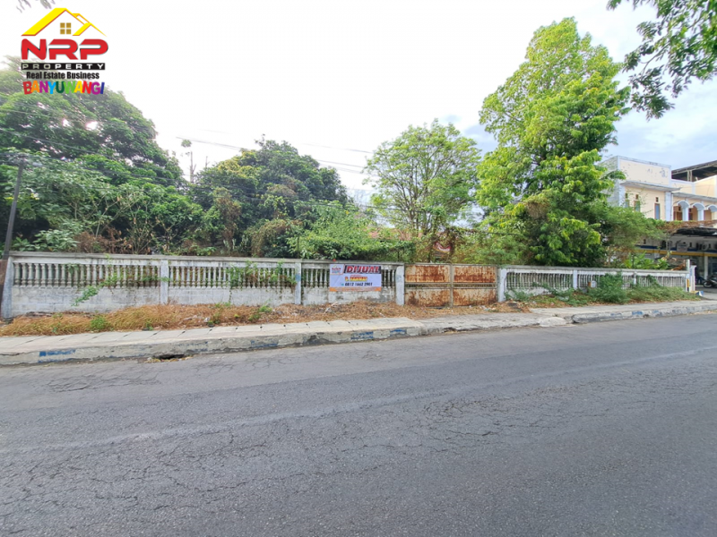 Dijual Tanah Strategis Tepi Jl. Yos Sudarso - Banyuwangi  Dijual Tanah Strategis Tepi Jl. Yos Sudarso - Banyuwangi  Dijual Tanah Strategis Tepi Jl. Yos Sudarso - Banyuwangi&nbsp;
Berada di Kawasann Komersial, Hotel dan Wisata penunjang Pariwisata Banyuwangi

Luas Tanah : NRP BANYUWANGI
