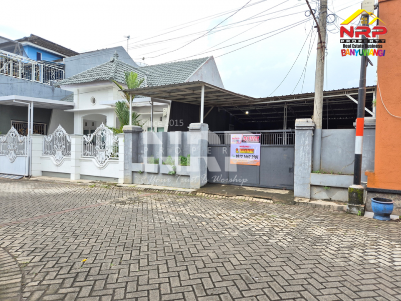 DIJUAL TANAH SUDAH ADA BANGUNAN DI GENTENG REGENCY BANYUWANGI DIJUAL TANAH SUDAH ADA BANGUNAN DI GENTENG REGENCY BANYUWANGI IJUAL TANAH SUDAH ADA BANGUNAN DI GENTENG REGENCY BANYUWANGI
Lagi cari lahan siap pakai di lokasi yang strategis dan lingkungan cluster.
Unit ini bisa jadi NRP BANYUWANGI