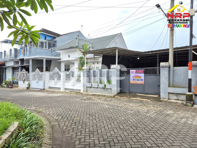 DIJUAL TANAH SUDAH ADA BANGUNAN DI GENTENG REGENCY BANYUWANGI DIJUAL TANAH SUDAH ADA BANGUNAN DI GENTENG REGENCY BANYUWANGI IJUAL TANAH SUDAH ADA BANGUNAN DI GENTENG REGENCY BANYUWANGI
Lagi cari lahan siap pakai di lokasi yang strategis dan lingkungan cluster.
Unit ini bisa jadi NRP BANYUWANGI