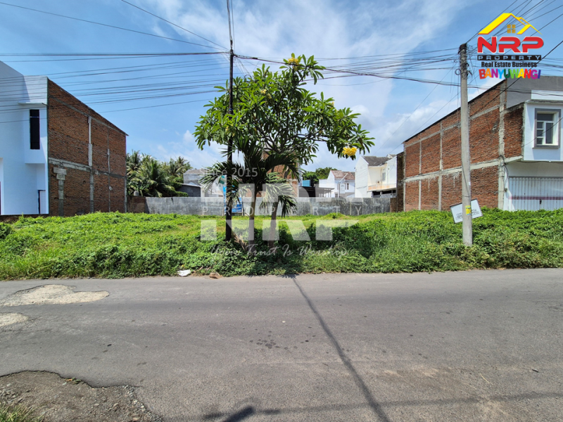 Dijual tanah/ruko/rukos sesuai kebutuhan di Kawasan Jl Kepiting Banyuwangi Dijual tanah/ruko/rukos sesuai kebutuhan di Kawasan Jl Kepiting Banyuwangi Kesempatan memiliki aset komersial di lokasi yang berkembang dan memiliki potensi tinggi untuk usaha maupun investasi jangka panjang.
Dijual tanah/ruko/rukos NRP BANYUWANGI