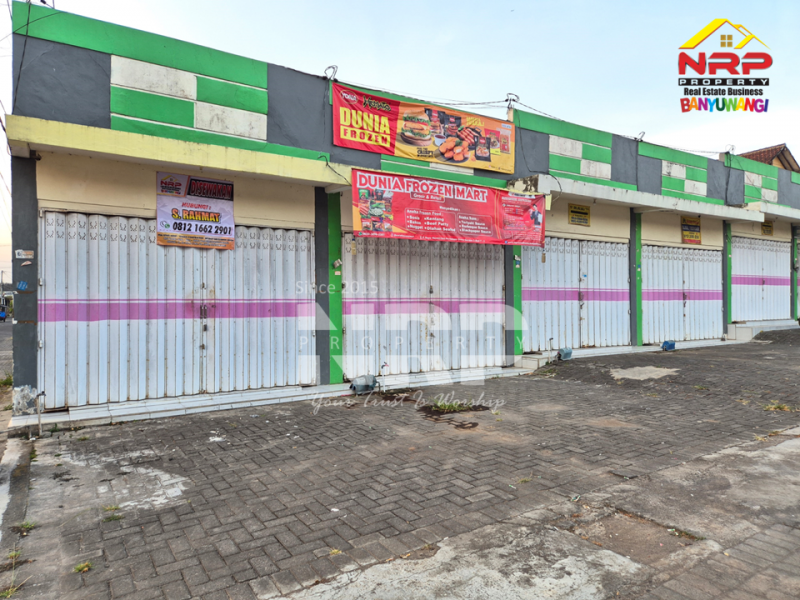 Dijual Toko Murah di Kembiritan - Genteng Banyuwangi  Dijual Toko Murah di Kembiritan - Genteng Banyuwangi  Dijual/Disewakan Toko Murah di Kembiritan - Genteng Banyuwangi&nbsp;
Lokasi Stategis dan berada dikawasan perumahan tepi jln kembiritan.&nbsp;
Cocok untuk NRP BANYUWANGI