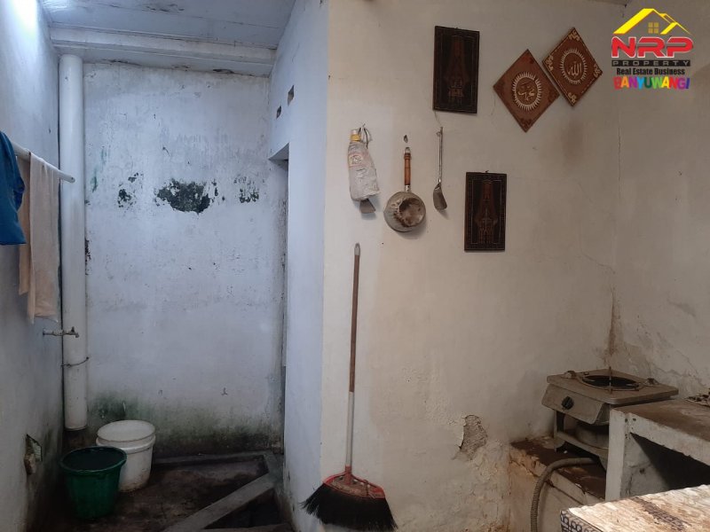 Dijual Toko Strategis di Pasar Pangklang Jl. Ikan Lumba - Lumba - Bwi Dijual Toko Strategis di Pasar Pangklang Jl. Ikan Lumba - Lumba - Bwi Dijual Toko Strategis di Pasar Pangklang Jl. Ikan Lumba - Lumba - Bwi
Cocok Untuk Ruang Usaha Cafe, Barber shop, Toko dll
Dilengkapi Legalitas dari NRP BANYUWANGI