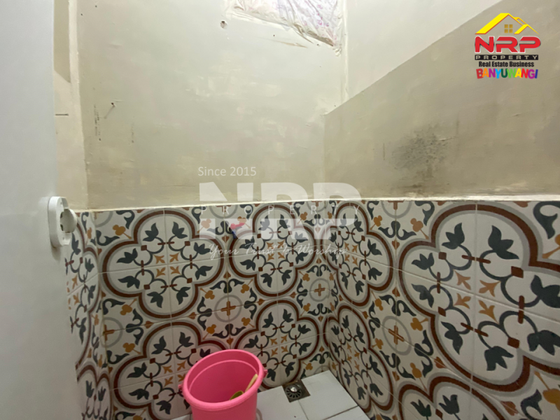 Dijual Toko Strategis di tepi Jl. Wahid Hasyim - Banyuwangi  Dijual Toko Strategis di tepi Jl. Wahid Hasyim - Banyuwangi  Dijual Toko Strategis di tepi Jl. Wahid Hasyim - Banyuwangi&nbsp;
Terletak di kawasan sentra bisnis, pertokoan dan perkantoran.&nbsp;
Cocok untuk Toko, NRP BANYUWANGI