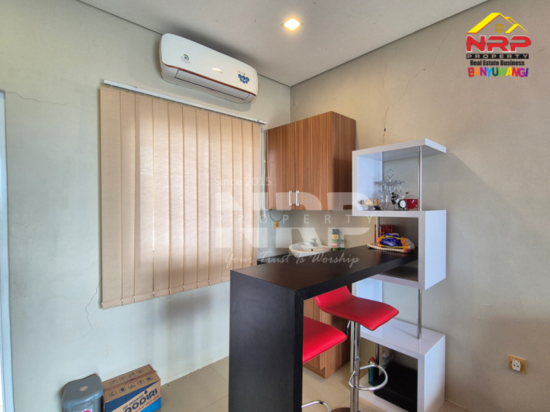 Dijual Vila Murah dengan View Pantai Di Ketapang - Banyuwangi Dijual Vila Murah dengan View Pantai Di Ketapang - Banyuwangi Dijual Villa Pribadi Full Prabot dengan View Pantai Di Ketapang - Banyuwangi
Lokasi Strategis Terletak di Dataran Tinggi. Akses Jl. Raya Situbondo NRP BANYUWANGI