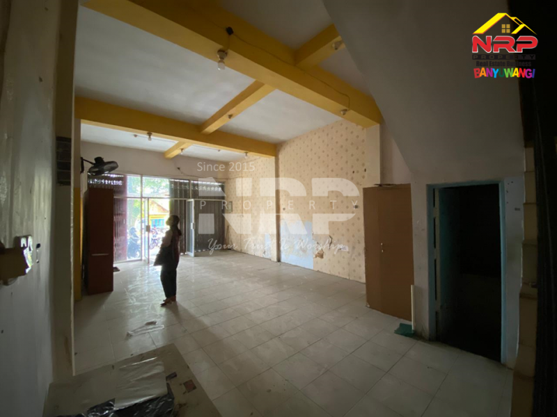 Dijual/Disewakan Ruko Prospek 2 Lantai ditepi Jl. MH Thamrin - Banyuwangi  Dijual/Disewakan Ruko Prospek 2 Lantai ditepi Jl. MH Thamrin - Banyuwangi  Dijual/Disewakan Ruko Prospek 2 Lantai ditepi Jl. MH Thamrin - Banyuwangi&nbsp;
Berada dikawasan bisnis aktif dan kompleks pertokoan banyuwangi

Luas Tanah NRP BANYUWANGI