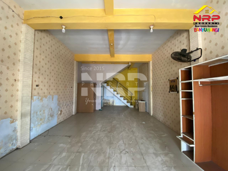 Dijual/Disewakan Ruko Prospek 2 Lantai ditepi Jl. MH Thamrin - Banyuwangi  Dijual/Disewakan Ruko Prospek 2 Lantai ditepi Jl. MH Thamrin - Banyuwangi  Dijual/Disewakan Ruko Prospek 2 Lantai ditepi Jl. MH Thamrin - Banyuwangi&nbsp;
Berada dikawasan bisnis aktif dan kompleks pertokoan banyuwangi

Luas Tanah NRP BANYUWANGI