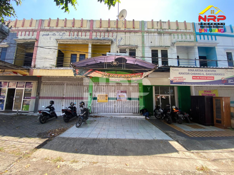 Dijual/Disewakan Ruko Prospek 2 Lantai ditepi Jl. MH Thamrin - Banyuwangi  Dijual/Disewakan Ruko Prospek 2 Lantai ditepi Jl. MH Thamrin - Banyuwangi  Dijual/Disewakan Ruko Prospek 2 Lantai ditepi Jl. MH Thamrin - Banyuwangi&nbsp;
Berada dikawasan bisnis aktif dan kompleks pertokoan banyuwangi

Luas Tanah NRP BANYUWANGI