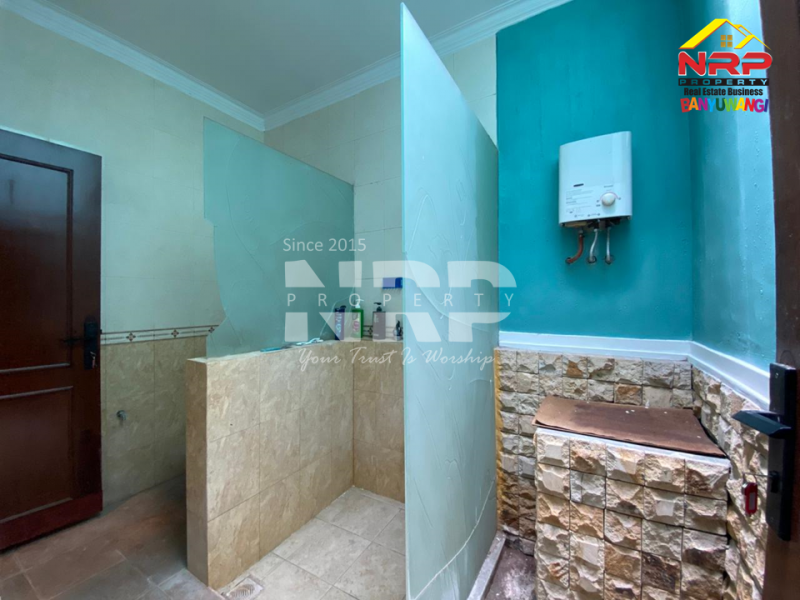 Dijual/Disewakan Rumah Premium di Perum. Mendut Regency - Banyuwangi  Dijual/Disewakan Rumah Premium di Perum. Mendut Regency - Banyuwangi  Dijual&nbsp;Rumah Premium di Perum. Mendut Regency - Banyuwangi&nbsp;
Hunian Exclusive terletak di Kawasan Perumahan Elit di Pusat Kota Banyuwangi

Luas NRP BANYUWANGI