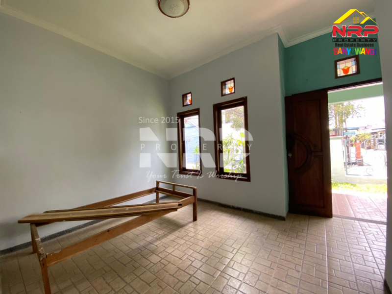 Dijual/Disewakan Rumah Premium di Perum. Mendut Regency - Banyuwangi  Dijual/Disewakan Rumah Premium di Perum. Mendut Regency - Banyuwangi  Dijual&nbsp;Rumah Premium di Perum. Mendut Regency - Banyuwangi&nbsp;
Hunian Exclusive terletak di Kawasan Perumahan Elit di Pusat Kota Banyuwangi

Luas NRP BANYUWANGI