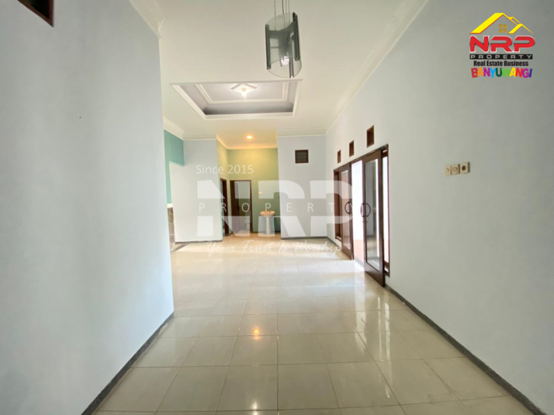 Dijual/Disewakan Rumah Premium di Perum. Mendut Regency - Banyuwangi  Dijual/Disewakan Rumah Premium di Perum. Mendut Regency - Banyuwangi  Dijual&nbsp;Rumah Premium di Perum. Mendut Regency - Banyuwangi&nbsp;
Hunian Exclusive terletak di Kawasan Perumahan Elit di Pusat Kota Banyuwangi

Luas NRP BANYUWANGI