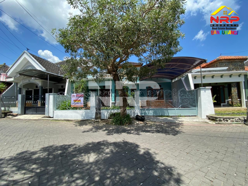 Dijual/Disewakan Rumah Premium di Perum. Mendut Regency - Banyuwangi  Dijual/Disewakan Rumah Premium di Perum. Mendut Regency - Banyuwangi  Dijual&nbsp;Rumah Premium di Perum. Mendut Regency - Banyuwangi&nbsp;
Hunian Exclusive terletak di Kawasan Perumahan Elit di Pusat Kota Banyuwangi

Luas NRP BANYUWANGI