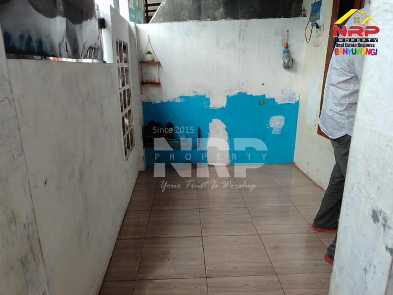 DIJUAL/OPER KREDIT Rumah Minimalis Di Perum. Adimas Kebalenan - Banyuwangi DIJUAL/OPER KREDIT Rumah Minimalis Di Perum. Adimas Kebalenan - Banyuwangi DIJUAL/OPER KREDIT Rumah Minimalis Di Perum. Adimas Kebalenan - Banyuwangi

Hunian Strategis Pusat Kota dengan Lingkungan sejuk, asri dan mudah NRP BANYUWANGI