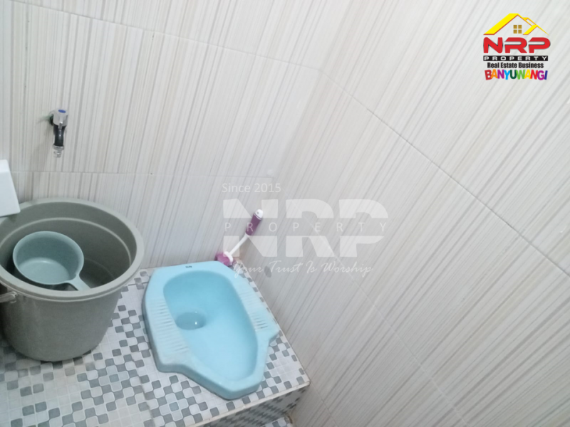 Dijual/Oper Kredit Rumah Pojok di Sobo - Banyuwangi  Rumah Oper kredit banyuwangi kota  Dijual/Oper Kredit Rumah Pojok di Sobo - Banyuwangi&nbsp;
Berada dikawasan Perumahan One Get Sistem.Dekat Fasilitas Pendidikan, Pebelanjaan, pertokoan dan NRP BANYUWANGI