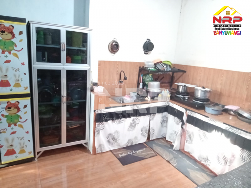 Dijual/Oper Kredit Rumah Pojok di Sobo - Banyuwangi  Rumah Oper kredit banyuwangi kota  Dijual/Oper Kredit Rumah Pojok di Sobo - Banyuwangi&nbsp;
Berada dikawasan Perumahan One Get Sistem.Dekat Fasilitas Pendidikan, Pebelanjaan, pertokoan dan NRP BANYUWANGI