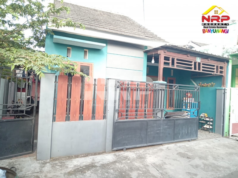 Dijual/Oper Kredit Rumah Pojok di Sobo - Banyuwangi  Rumah Oper kredit banyuwangi kota  Dijual/Oper Kredit Rumah Pojok di Sobo - Banyuwangi&nbsp;
Berada dikawasan Perumahan One Get Sistem.Dekat Fasilitas Pendidikan, Pebelanjaan, pertokoan dan NRP BANYUWANGI
