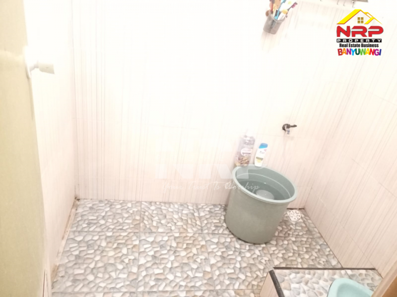Dijual/Oper Kredit Rumah Pojok di Sobo - Banyuwangi  Rumah Oper kredit banyuwangi kota  Dijual/Oper Kredit Rumah Pojok di Sobo - Banyuwangi&nbsp;
Berada dikawasan Perumahan One Get Sistem.Dekat Fasilitas Pendidikan, Pebelanjaan, pertokoan dan NRP BANYUWANGI