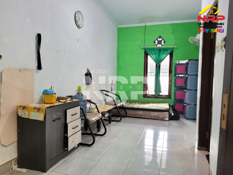 Dijual/Operkredit Rumah di Gajahmada, Singonegaran - Banyuwangi  Dijual/Operkredit Rumah di Gajahmada, Singonegaran - Banyuwangi  ijual/Operkredit Rumah di Gajahmada, Singonegaran - Banyuwangi&nbsp;
Rumah siap huni, angsuran murah, lokasinya strategis.&nbsp;

Luas Tanah 77 m2 SHM
Luas NRP BANYUWANGI