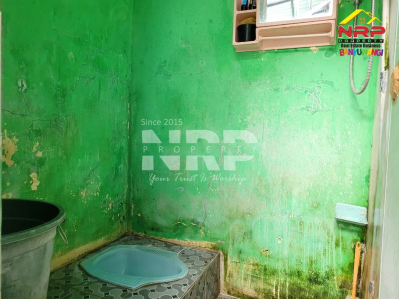 Dijual/Operkredit Rumah di Gajahmada, Singonegaran - Banyuwangi  Dijual/Operkredit Rumah di Gajahmada, Singonegaran - Banyuwangi  ijual/Operkredit Rumah di Gajahmada, Singonegaran - Banyuwangi&nbsp;
Rumah siap huni, angsuran murah, lokasinya strategis.&nbsp;

Luas Tanah 77 m2 SHM
Luas NRP BANYUWANGI