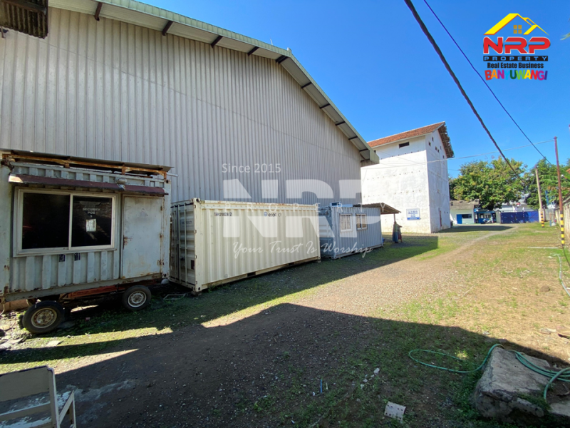 Disewa Gudang Prospek terletak di area Industri - Bulusan  Disewakan Gudang Murah di Bulusan Banyuwangi  Disewa Gudang Prospek terletak di area Industri - Bulusan&nbsp;
tepi Jl. Gatot Subroto, Banyuwangi.

Luas Tanah : +/- 20.000 M2
Luas Bangunan :+/- 1.080 NRP BANYUWANGI
