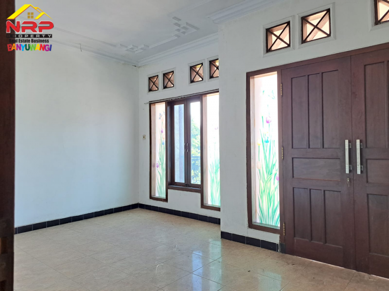 Disewa Murah Ruko Strategis 2 Lantai  di Jl. Letqol Istiqlal  - Bwi Disewa Murah Ruko Strategis 2 Lantai  di Jl. Letqol Istiqlal  - Bwi isewa Murah Ruko Strategis 2 Lantai&nbsp; di Jl. Letqol Istiqlal&nbsp; - Bwi
Terletak di Kawasan bisnis aktif, dekat fasilitas pendidikan dan NRP BANYUWANGI