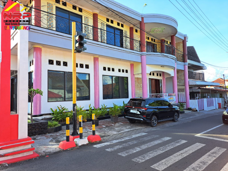 Disewa Murah Ruko Strategis 2 Lantai  di Jl. Letqol Istiqlal  - Bwi Disewa Murah Ruko Strategis 2 Lantai  di Jl. Letqol Istiqlal  - Bwi isewa Murah Ruko Strategis 2 Lantai&nbsp; di Jl. Letqol Istiqlal&nbsp; - Bwi
Terletak di Kawasan bisnis aktif, dekat fasilitas pendidikan dan NRP BANYUWANGI