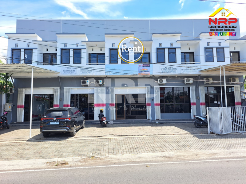 Disewa Ruko Strategis tepi Jl. Gajah Mada - Banyuwangi  Disewa Ruko Strategis tepi Jl. Gajah Mada - Banyuwangi  Disewa Ruko Strategis tepi Jl. Gajah Mada - Banyuwangi&nbsp;
Cocok untuk kantor, studio foto, toko, maupun usaha lainnya.&nbsp;
Dekat pusat pendidikan dan NRP BANYUWANGI
