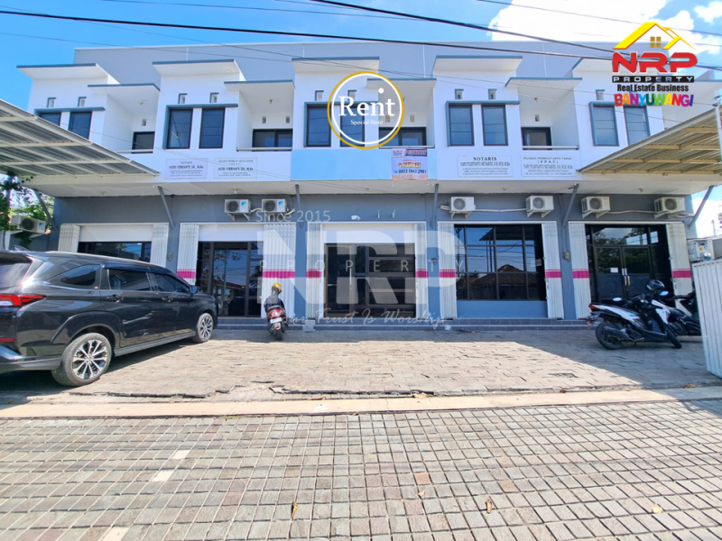 Disewa Ruko Strategis tepi Jl. Gajah Mada - Banyuwangi  Disewa Ruko Strategis tepi Jl. Gajah Mada - Banyuwangi  Disewa Ruko Strategis tepi Jl. Gajah Mada - Banyuwangi&nbsp;
Cocok untuk kantor, studio foto, toko, maupun usaha lainnya.&nbsp;
Dekat pusat pendidikan dan NRP BANYUWANGI
