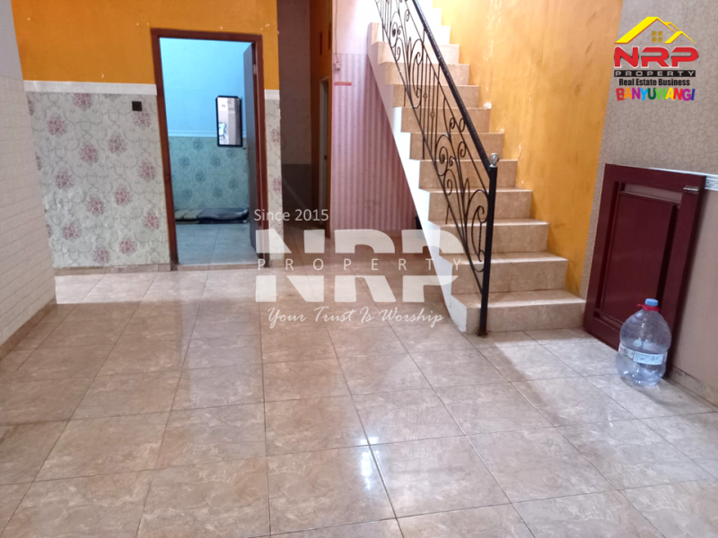 Disewa Rumah Hook di Perum. Mendut Regency - Banyuwangi  Disewa Rumah Hook di Perum. Mendut Regency - Banyuwangi  Disewa Rumah Hook di Perum. Mendut Regency - Banyuwangi&nbsp;
Hunian Exclusive terletak di Kawasan Perumahan Elit di Pusat Kota Banyuwangi

Luas Tanah : 147 NRP BANYUWANGI