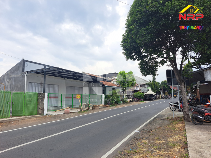 Disewakan 2 Ruko di tepi Jln. Banjarsari, Glagah - Banyuwangi  Disewakan 2 Ruko di tepi Jln. Banjarsari, Glagah - Banyuwangi  Disewakan 2 Ruko di tepi Jln. Banjarsari, Glagah - Banyuwangi&nbsp;
Berada dikawasan Sekolah ternama di Banyuwangi, Barat JPL sasak perot NRP BANYUWANGI