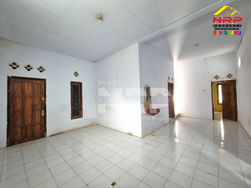 Disewakan 3 Unit Rumah + 1 Gudang di Depan SD Model Banyuwangi  Disewakan 3 Unit Rumah + 1 Gudang di Depan SD Model Banyuwangi  Disewakan 3 Unit Rumah + 1 Gudang di Depan SD Model Banyuwangi&nbsp;
Lokasi Sangat Strategis dekat dengan Fasilitas Pendidikan, Pusat Bisnis, dan NRP BANYUWANGI