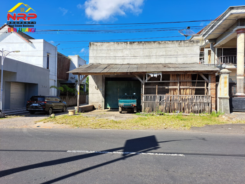 Disewakan Gudang tepi Jl. Blimbingsari, Rogojampi  Disewakan Gudang tepi Jl. Blimbingsari, Rogojampi  Disewakan Gudang tepi Jl. Blimbingsari, Rogojampi&nbsp;
Cocok untuk Gudang bangunan, ekspedisi, distributor dll

Luas Tanah : 200 M2 SHM
Luas Bangunan : NRP BANYUWANGI