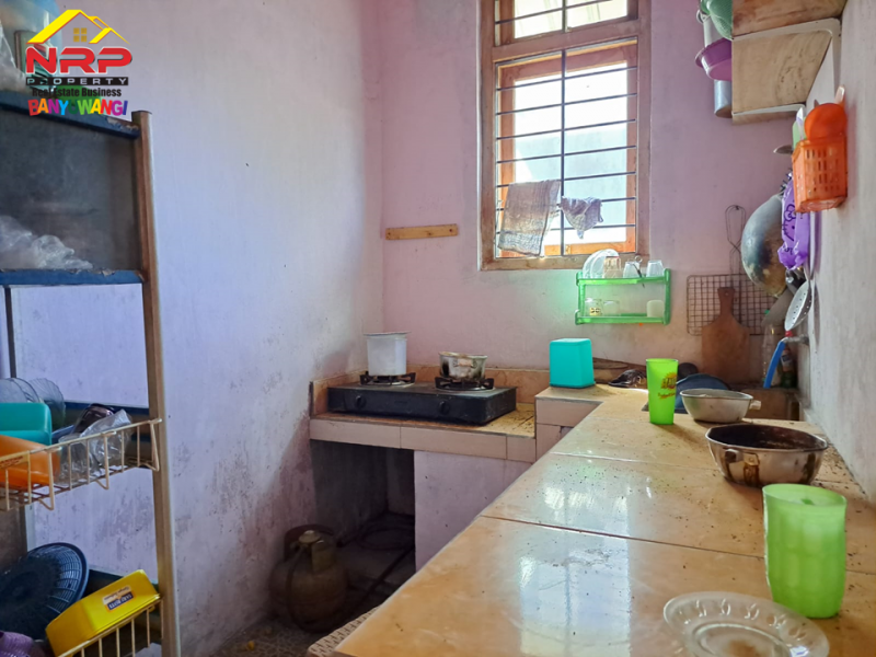 Disewakan Gudang tepi Jl. Blimbingsari, Rogojampi  Disewakan Gudang tepi Jl. Blimbingsari, Rogojampi  Disewakan Gudang tepi Jl. Blimbingsari, Rogojampi&nbsp;
Cocok untuk Gudang bangunan, ekspedisi, distributor dll

Luas Tanah : 200 M2 SHM
Luas Bangunan : NRP BANYUWANGI