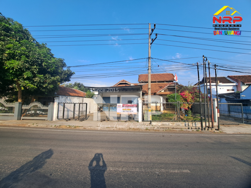 Disewakan Gudang/Ruko di Kebalenan - Banyuwangi Disewakan Gudang/Ruko di Kebalenan - Banyuwangi Disewakan Gudang/Ruko di Kebalenan - Banyuwangi
Premium Location di Pusat Kota Banyuwangi. Kawasan perumahan dan perkantoran/Industri&nbsp;
Cocok untuk NRP BANYUWANGI