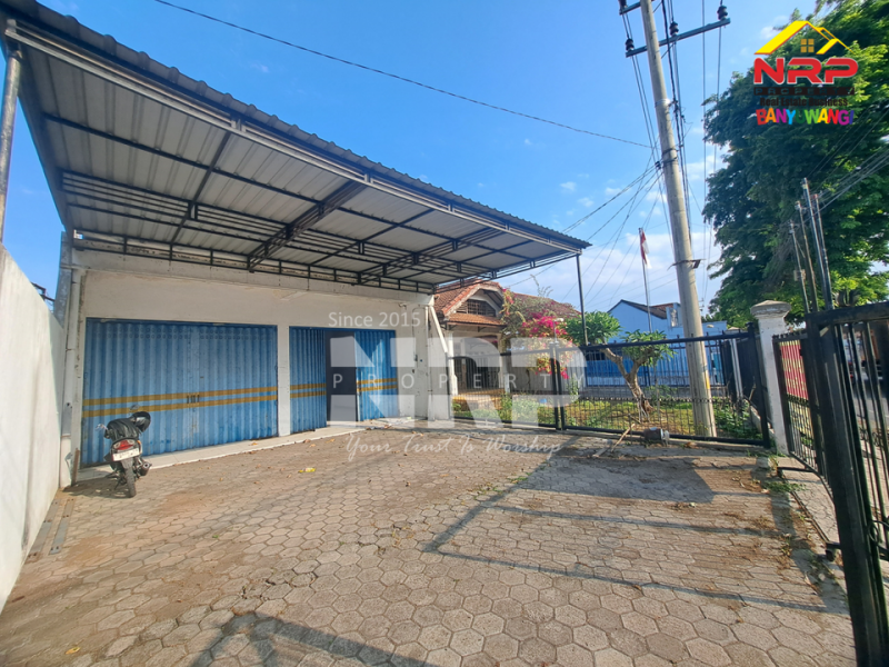 Disewakan Gudang/Ruko di Kebalenan - Banyuwangi Disewakan Gudang/Ruko di Kebalenan - Banyuwangi Disewakan Gudang/Ruko di Kebalenan - Banyuwangi
Premium Location di Pusat Kota Banyuwangi. Kawasan perumahan dan perkantoran/Industri&nbsp;
Cocok untuk NRP BANYUWANGI