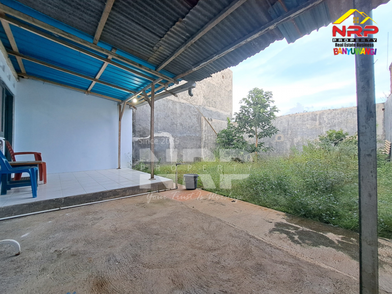 Disewakan Murah Rumah Siap Huni di Kebalenan - Banyuwangi  Disewakan Murah Rumah Siap Huni di Kebalenan - Banyuwangi  Disewakan Murah Rumah Siap Huni di Kebalenan - Banyuwangi&nbsp;
Sangat Cocok Untuk Hunian Dekat dengan Fasilitas Pendidikan, Perbelanjaan, Transportasi dan NRP BANYUWANGI